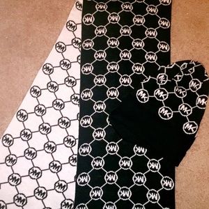 Michael cors scarf and hat